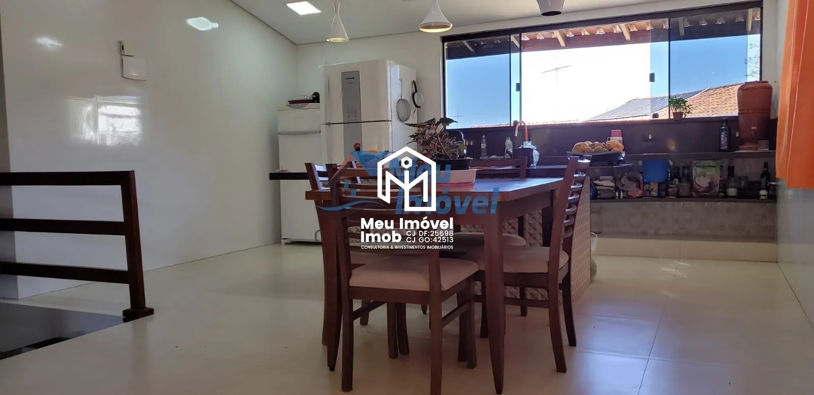 Imagem Casa 4 Quartos 1 Suíte 8 Vagas 350m² Jardim Botânico
