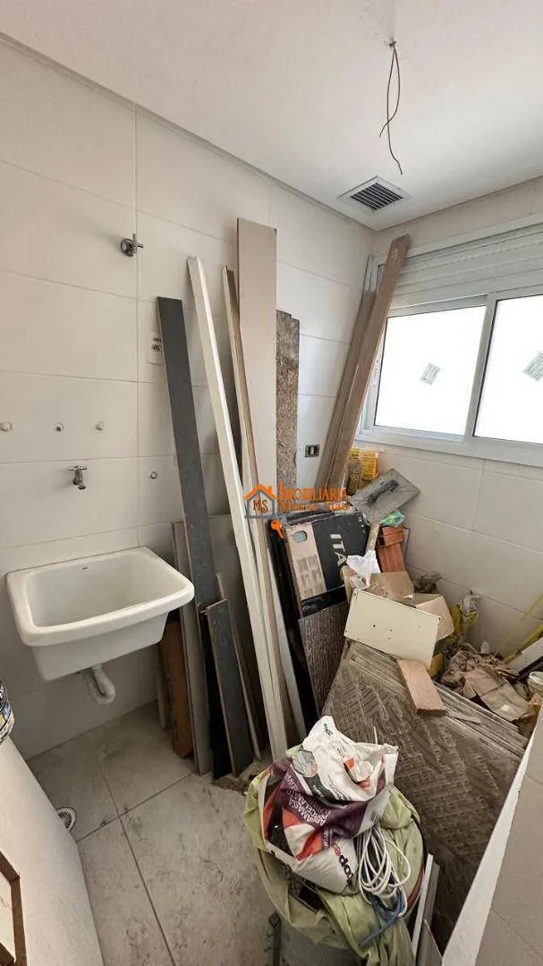 Imagem Apartamento Alto Padrão no Village Residence com 100m² com Varanda Gourmet e Localização Privilegiada