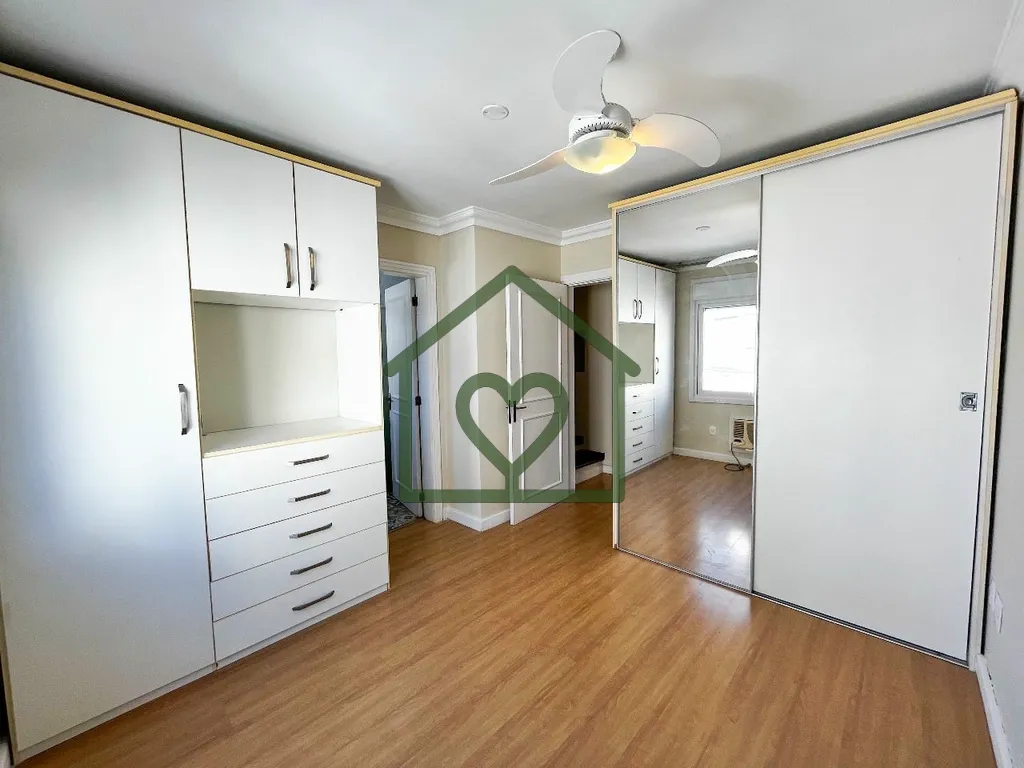 Imagem Casa em condomínio no bairro Chácara das Pedras, à venda pela Urban Haus, com 4 dormitórios, sen...