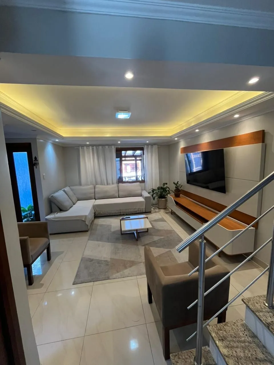 Imagem Sobrado triplex com piscina no Loteamento Nova Ipanema