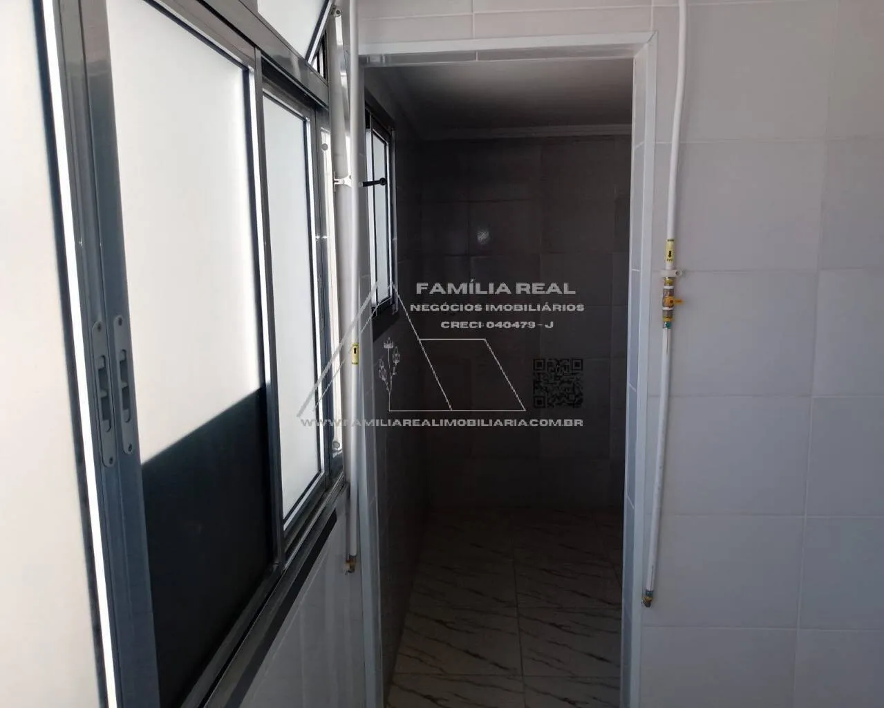 Imagem APARTAMENTO COM 2 DORMS, 1 VG COM PORTA DE AÇO, PARA VENDA NA COHAB II