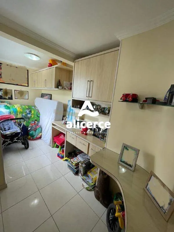 Imagem Cobertura à venda com 3 quartos 1 suíte, 245m² em Estreito Florianópolis