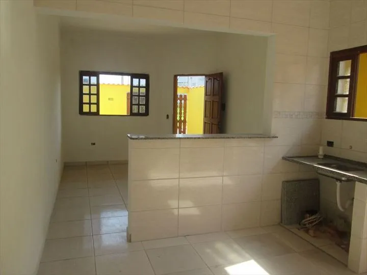 Imagem Casa com 2 Quartos à Venda, 80 m² em Itanhaém