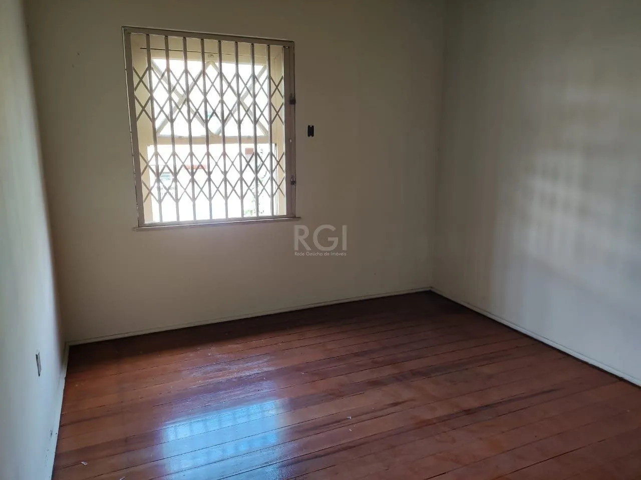 Imagem Casa para Venda - 140m², 3 dormitórios, Floresta