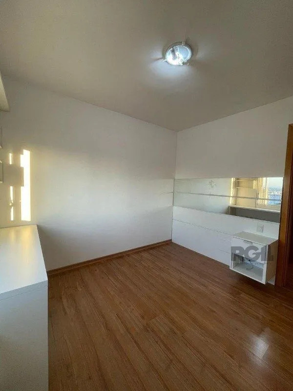 Imagem Excelente apartamento com 3 dormitórios, 2 vagas de garagem próximo ao Iguatemi
