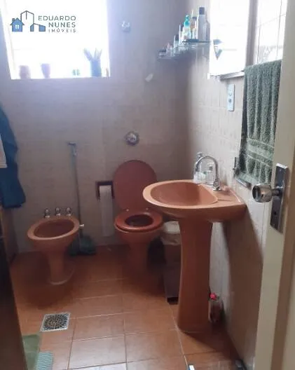 Foto do imóvel: CASA COM 04 QUARTOS, 03 VAGAS, RUA PLANA NA SERRA