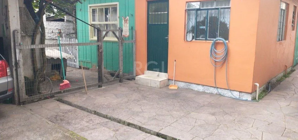 Imagem Terreno para Venda - 0m², 0 dormitórios, Petrópolis