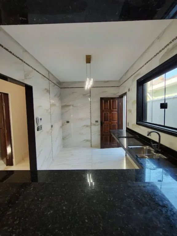 Imagem CASA COM 127,72 m² - CAIÇARA - PRAIA GRANDE SP