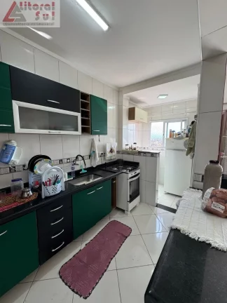 Imagem Imperdível: Apartamento de 2 quartos na Ocian, Praia Grande-SP, com 69m², suíte e vaga de garagem!