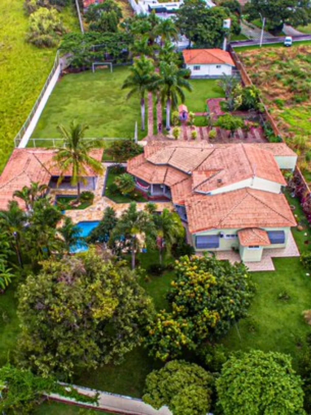 Imagem Ótima Casa para venda na Aldeia da Serrinha - Próximo a prefeitura