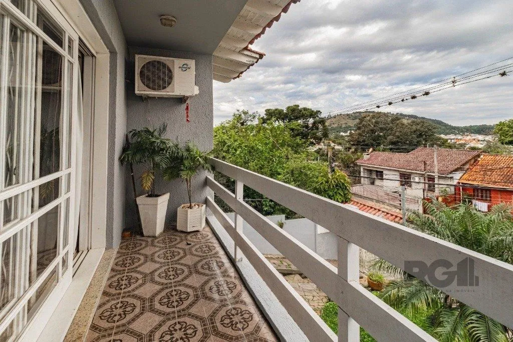 Imagem Casa de 3 dormitórios, no bairro Espírito Santo