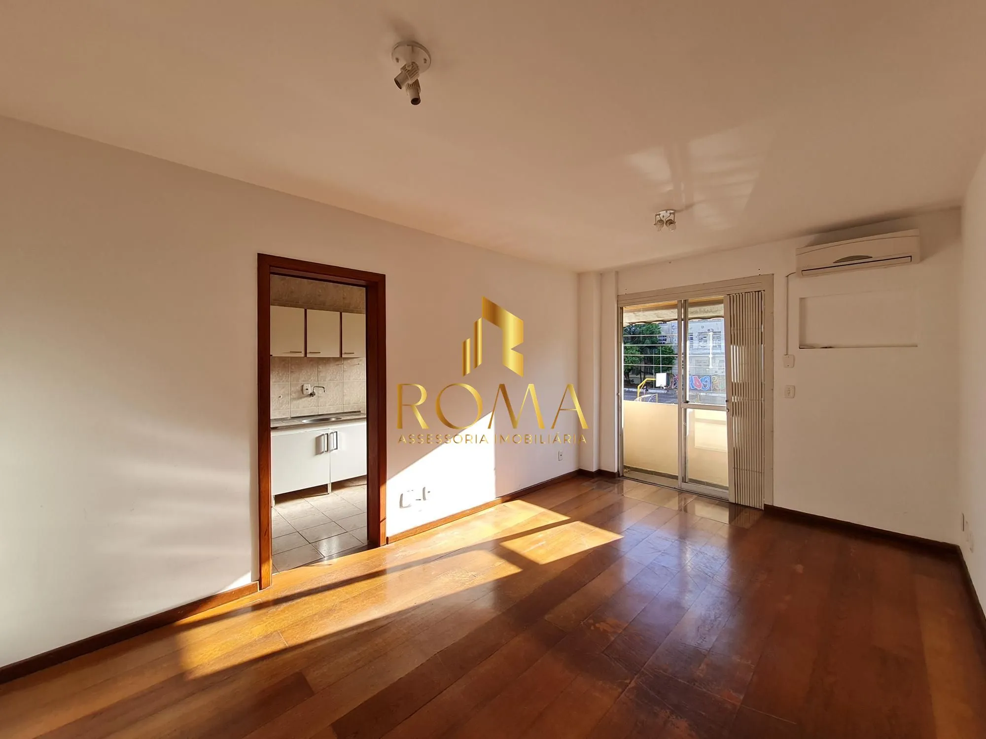 Imagem Apartamento de 01 dormitório central!