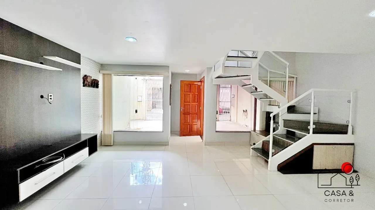 Imagem Sobrado com 2 Quartos à Venda, 126 m² em Compensa - Manaus