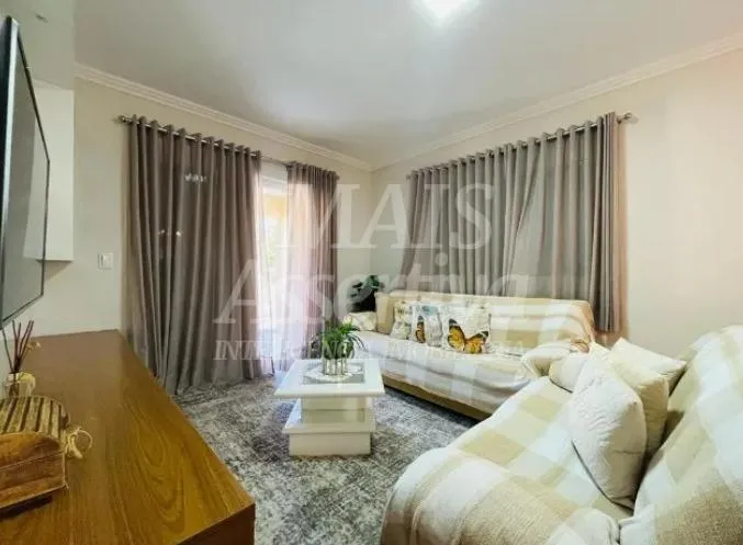Imagem Excelente casa à venda no bairro Várzea Grande em Gramado/RS