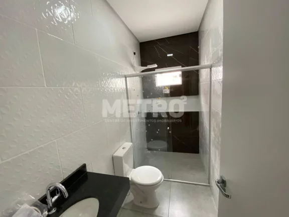 Imagem Venda, Casa, Bairro Vale Dourado, 3 Quartos sendo uma suíte com Closet