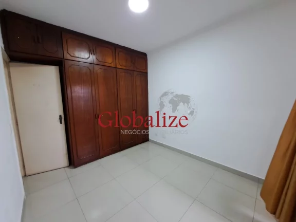 Imagem Apartamento à venda com 77m², 2 quartos, 1 suite, elevador e vaga por R$430.000,00 em Santos