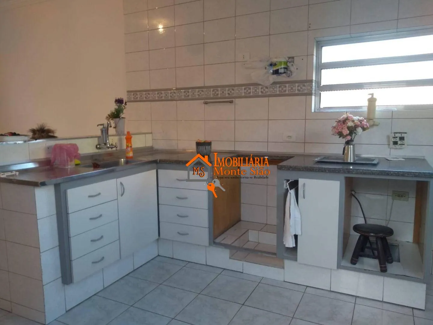 Imagem Casa com 3 dormitórios, 198 m² - venda por R$ 895.000,00 ou aluguel por R$ 7.000,00/mês - Jardim Santa Clara - Guarulhos/SP