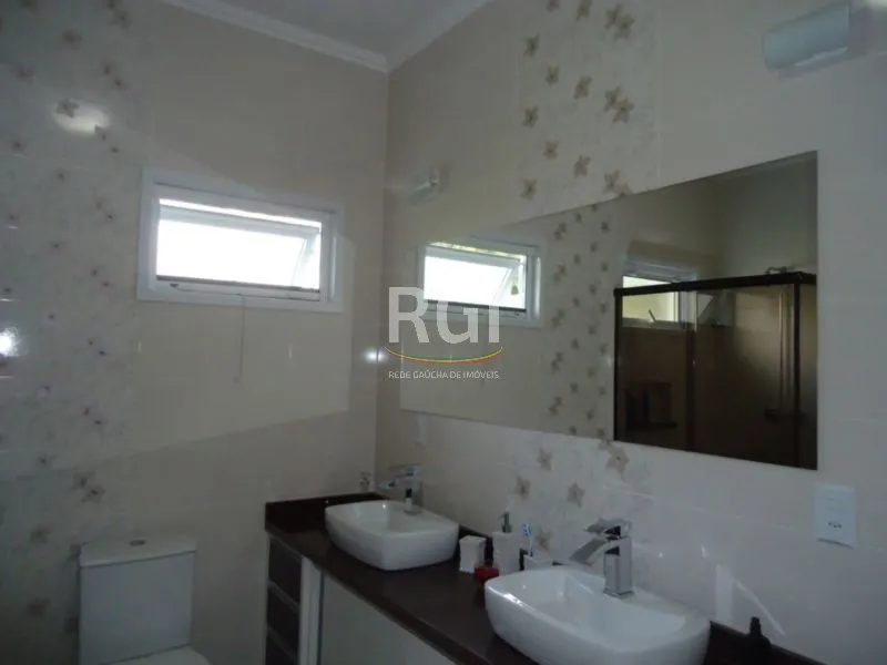 Imagem Casa Condominio para Venda - 213.05m², 4 dormitórios, sendo 2 suites, 4 vagas - Vila Nova