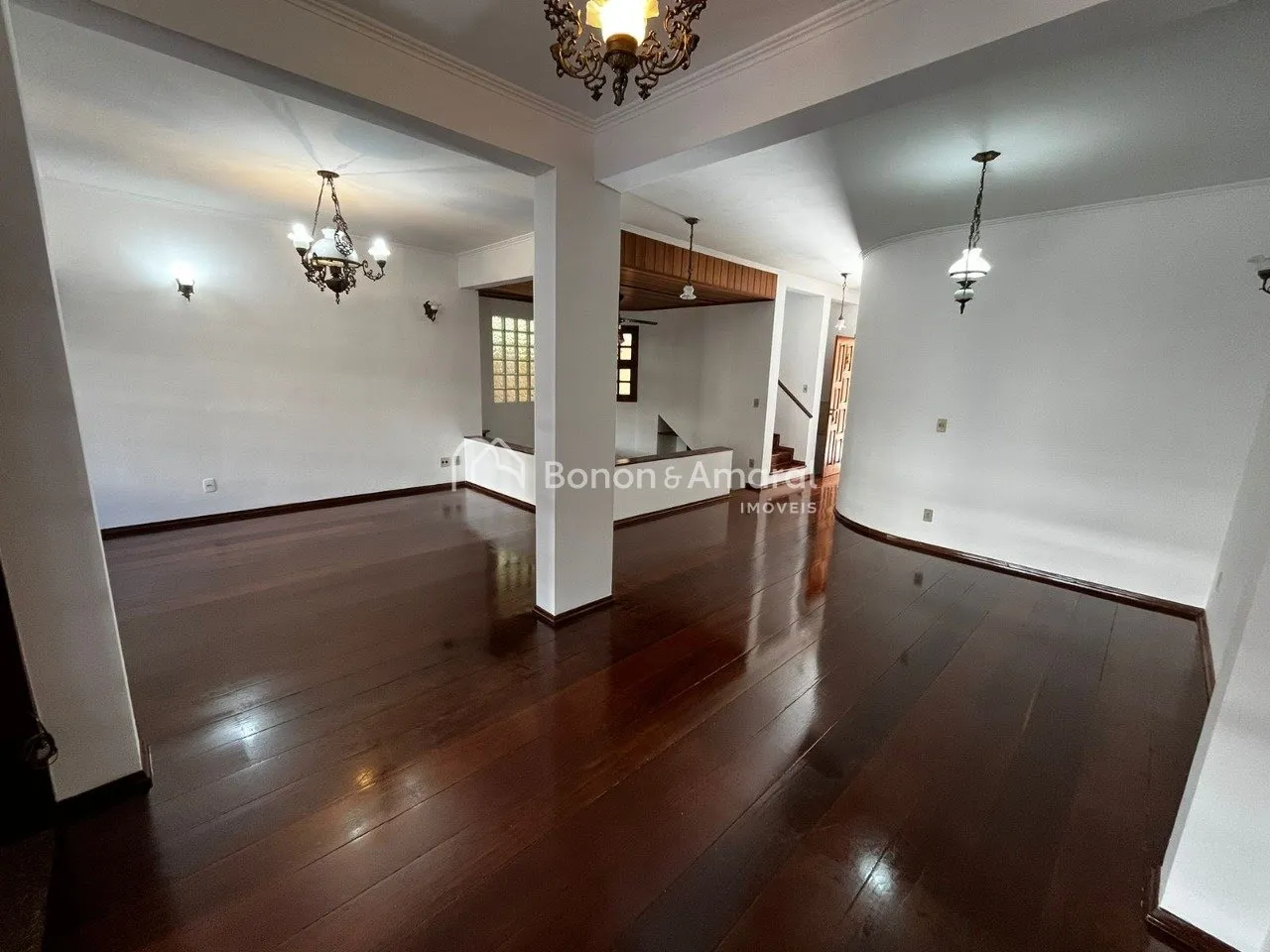 Imagem Casa à venda com 600 m² e 5 quartos no condomínio Notre Dame - Campinas/SP