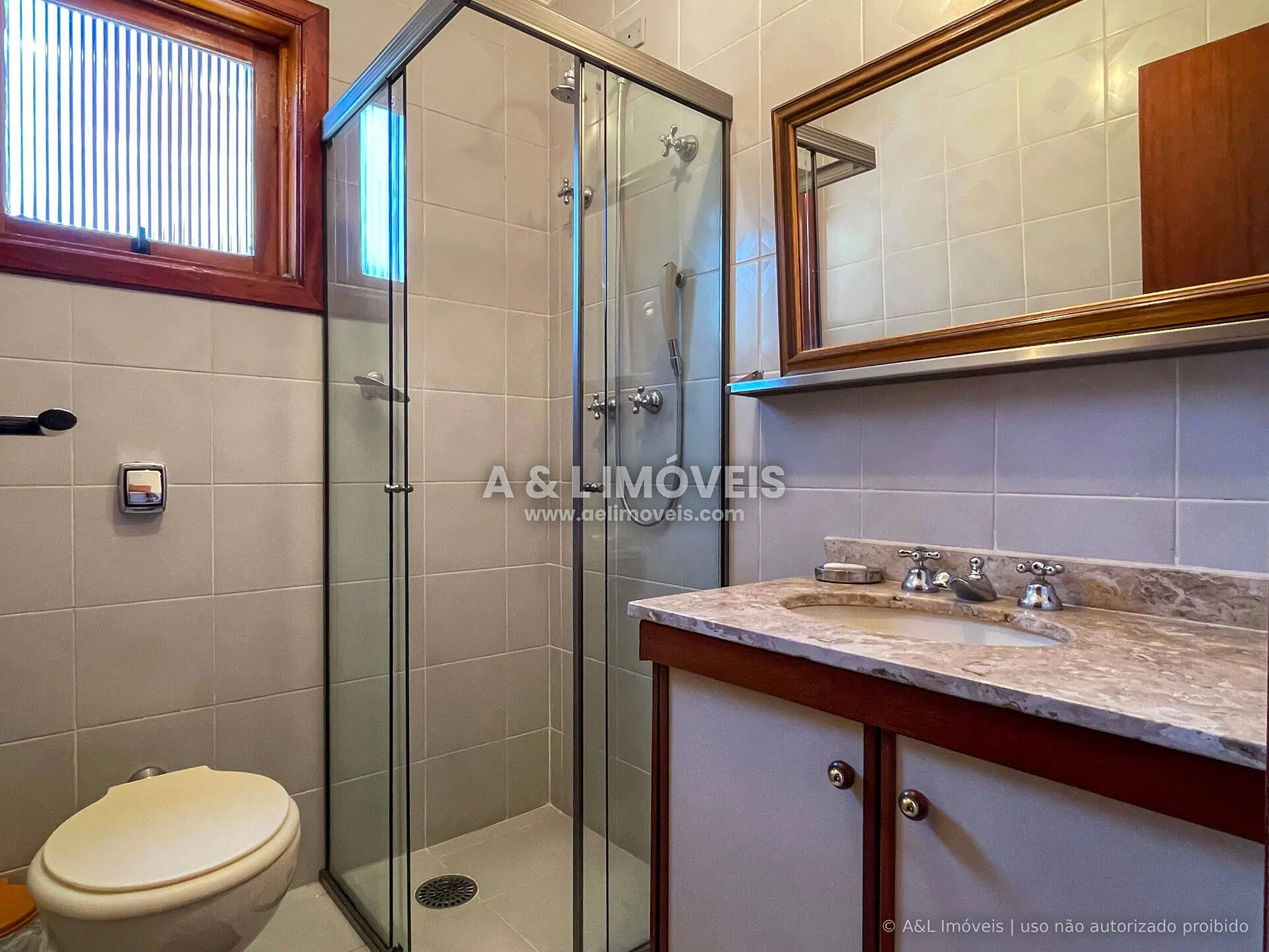 Imagem Apartamento Duplex em Campos do Jordão | 177,89 m² | 3 Suítes e Varanda
