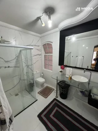 Imagem Casa Linear Alto Padrão com 3 dormitórios à venda, 349 m² por R$ 1.100.000 - Jardim América - Cariacica/ES