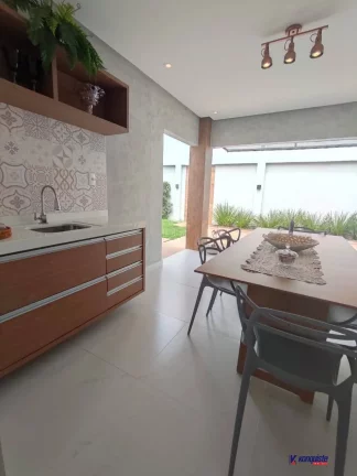 Imagem VENDO CASA 2/4 REFORMADA- SIM