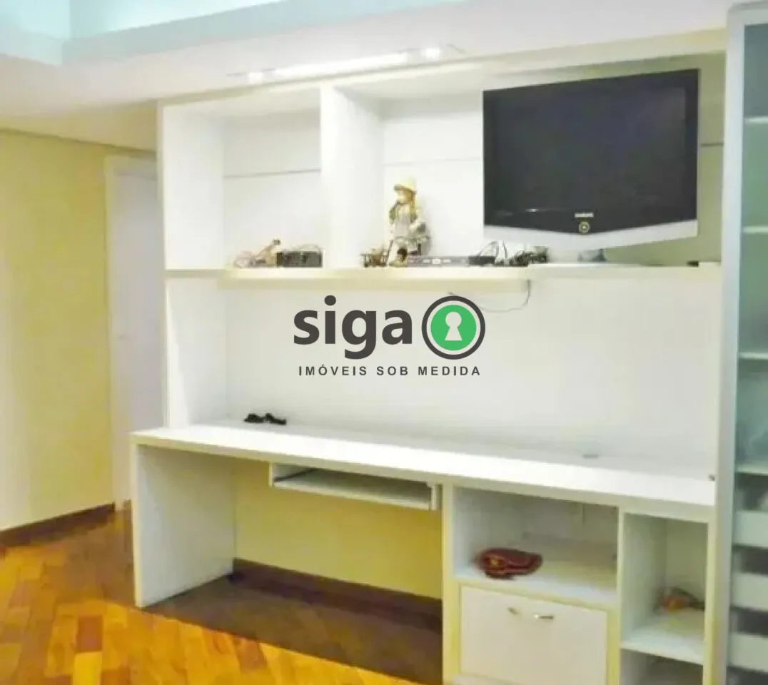 Imagem Casa em Campo Belo á Venda - 682m², 3 quartos, 7 vagas