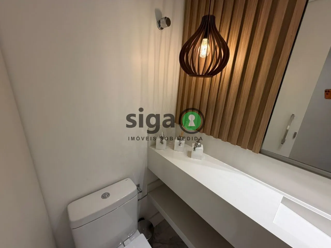 Imagem APARTAMENTO MOBILIADO A VENDA NO PANAMBY COM 2 SUÍTES, 2 VAGAS E DEPÓSITO!