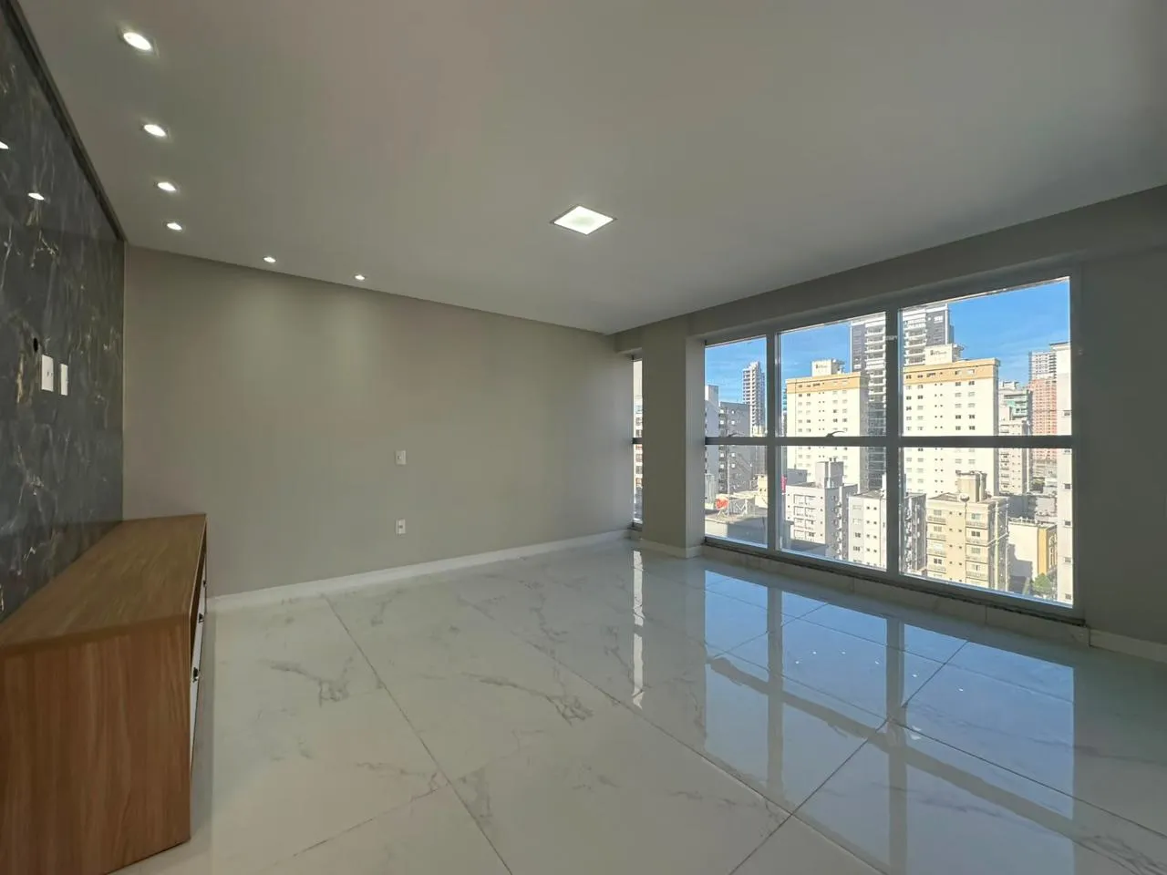 Imagem Apartamento à venda com 125m2 por R$ 2.010.000,00