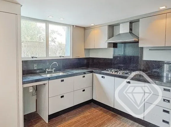 Imagem ALGUMAS VISTAS NÃO PRECISAM DE FILTRO.

Casa em condomínio na Vila Assunção, com vista para o Gu...