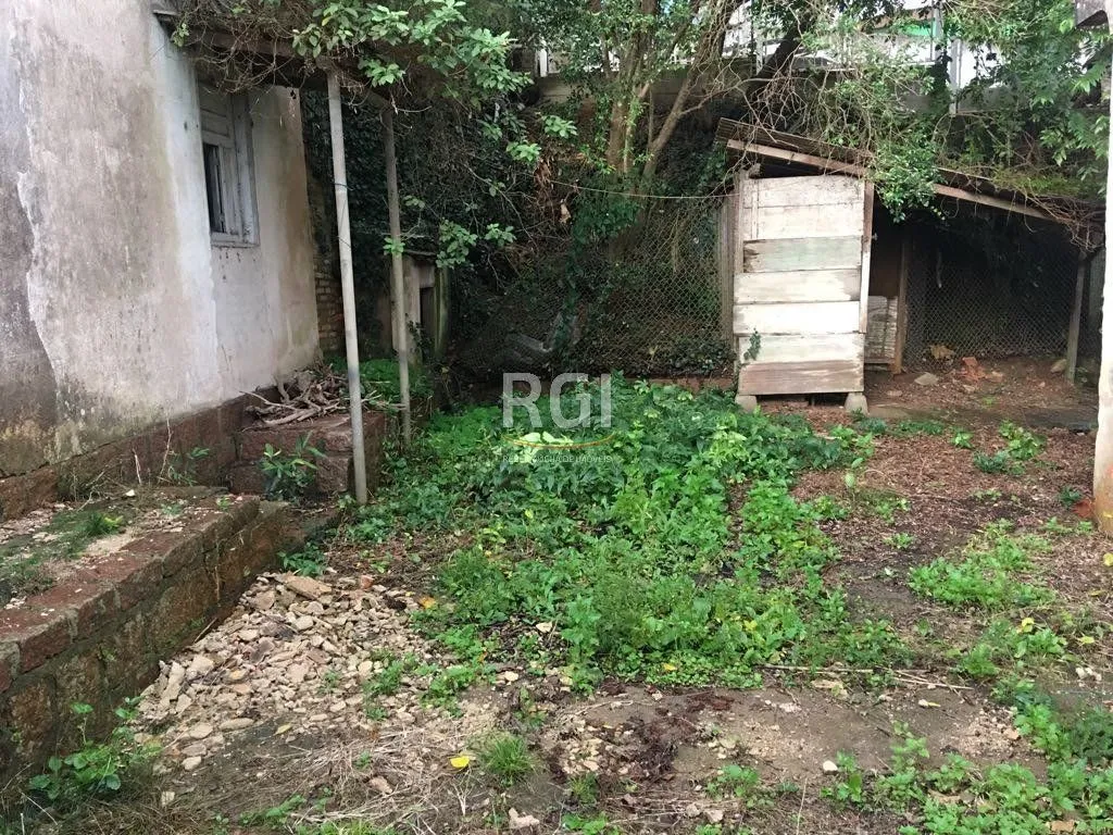 Imagem Terreno para Venda - 302m², 0 dormitórios, Medianeira