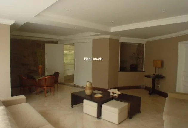 Imagem Luxuoso apartamento de 4 quartos na Vila Suzana, São Paulo-SP: 1 suíte, 3 salas, 4 banheiros, 4 vagas de garagem, 371m².