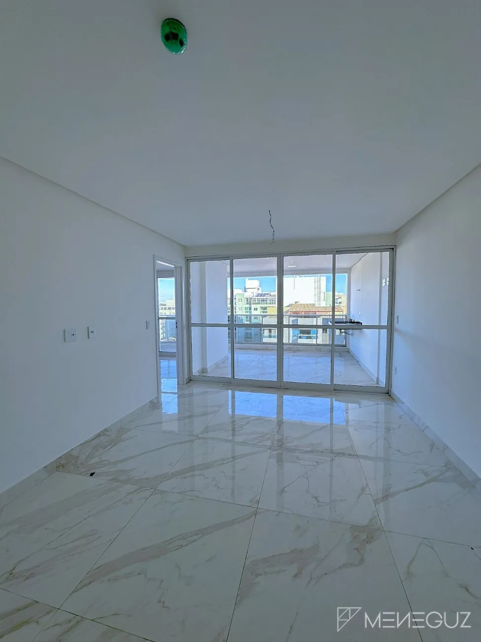 Imagem APARTAMENTO 3 QUARTOS, SENDO DUAS SUÍTES COM LAZER COMPLETO NA COBERTURA, A DUAS QUADRAS DO MAR