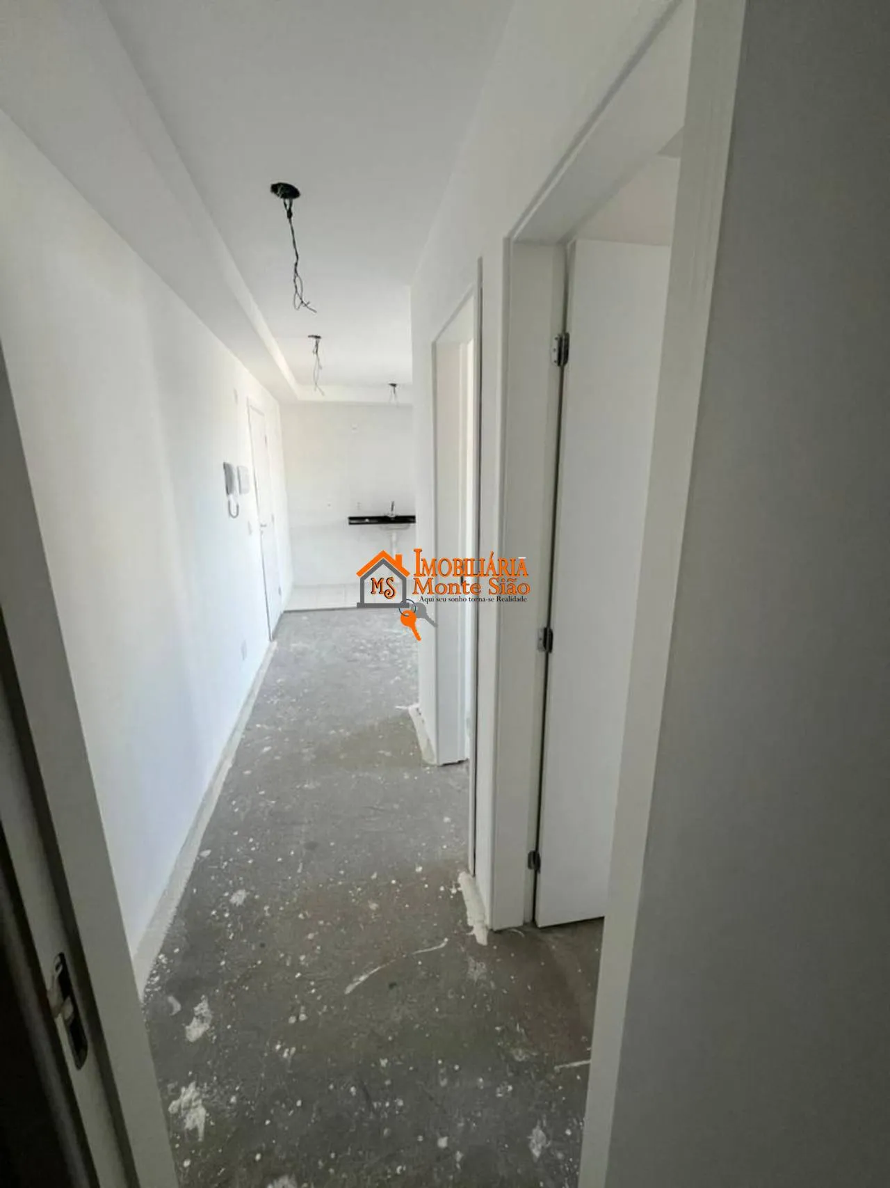 Imagem Apartamento com 2 dormitórios à venda, 43 m² por R$ 370.000,00 - Água Chata - Guarulhos/SP