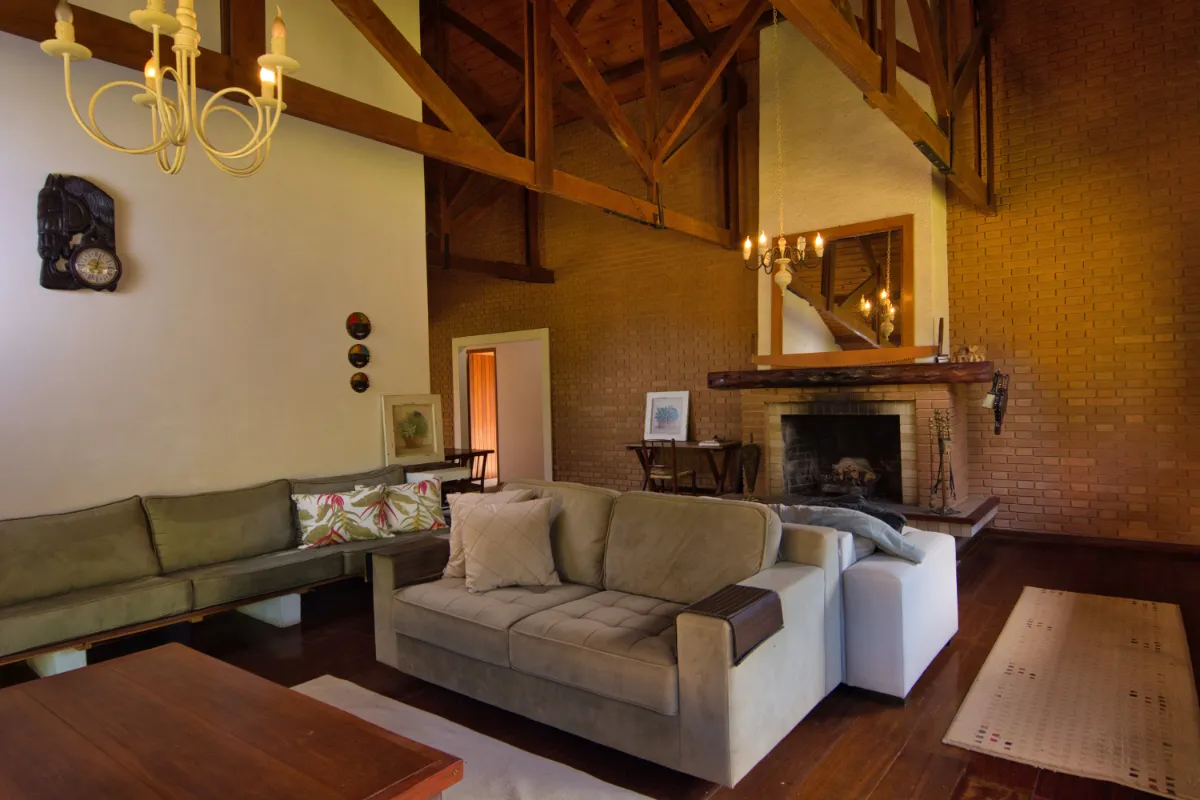 Imagem Casa para venda em Toriba com 3 quartos, sendo 2 suítes, 250m2