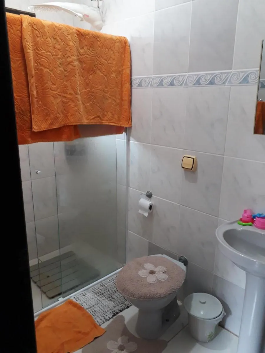 Imagem Casa para Venda em Itanhaém, Jamaica (Praia), 3 dormitórios, 1 suíte, 2 banheiros, 2 vagas