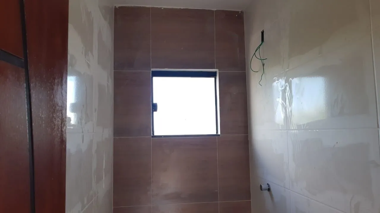 Imagem Casa com 2 Quartos, Suite, 1 Vaga, Proximo a Práia - Itaipuaçu Maricá.
