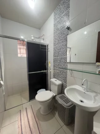 Imagem Casa em Guaratuba localizada no Balneário Eliane a 250 metros do mar em rua asfaltada
