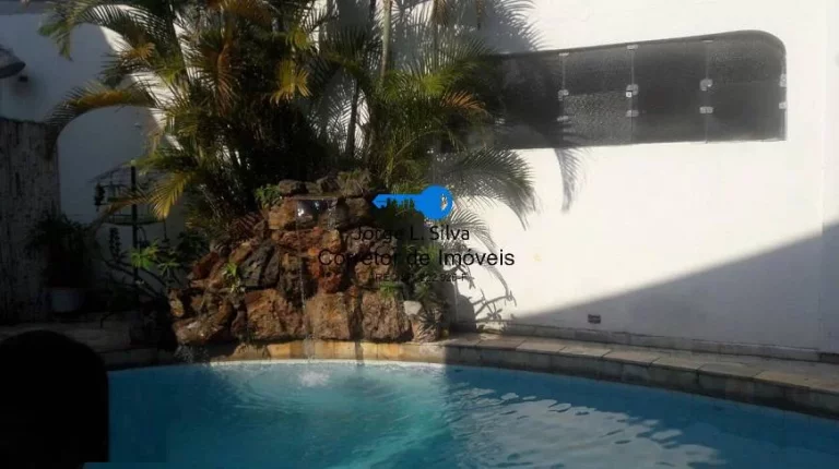 Imagem Sobrado no Morumbi, 4 Dormitórios , 2 Suítes com Piscina 450m2