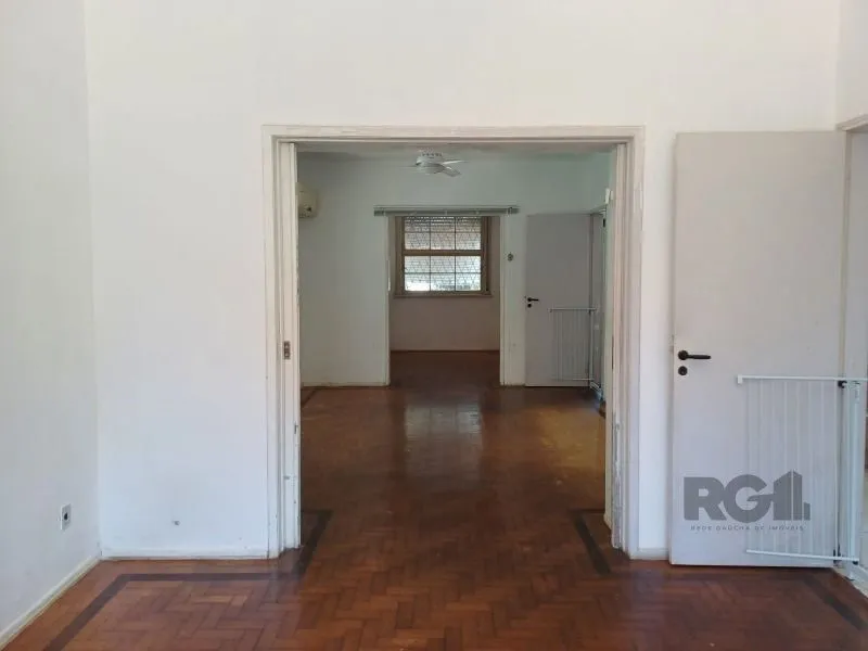 Imagem Casa Comercial para Alugar - 300m² | Bairro Auxiliadora