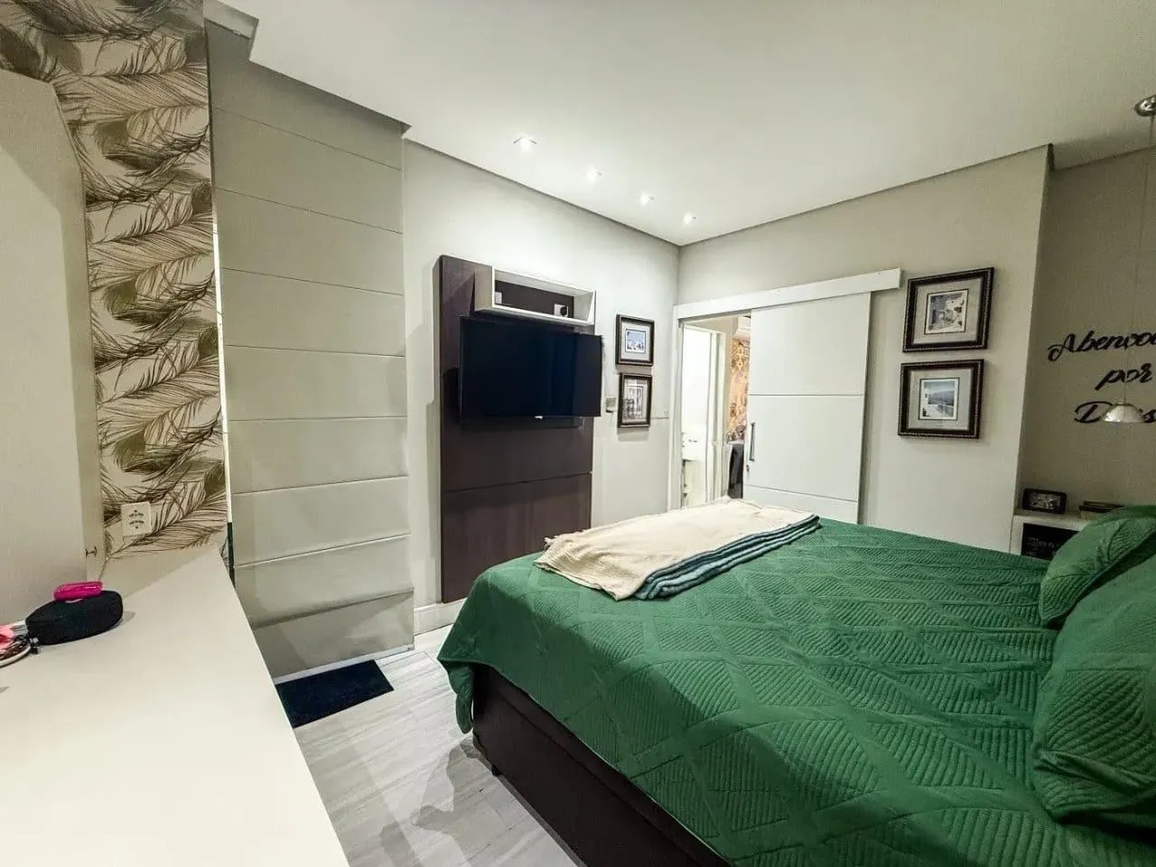 Imagem Apartamento para Venda em São José dos Campos, Jardim Satélite, 3 dormitórios, 2 suítes, 4 banheiros, 2 vagas