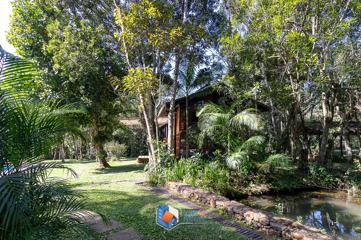 Imagem Casa comercial para venda em Parelheiros, 357m²
