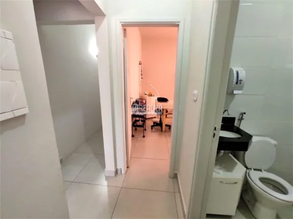 Imagem Espaçosa casa para alugar no bairro Vila Olímpica em Uberaba