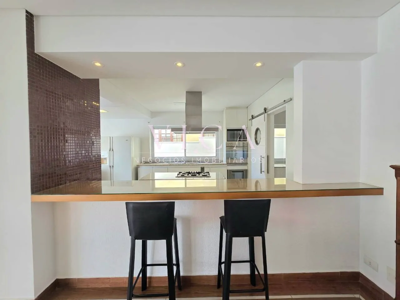 Imagem Alphaville | Casa Mobiliada com Piscina e 3 Suítes | Locação R$ 17.000,00