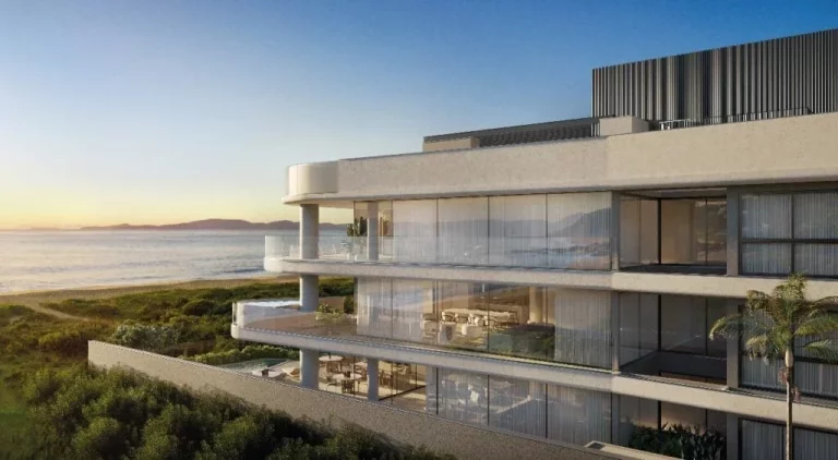Imagem Cobertura Duplex para venda no bairro Praia do Estaleiro em Balneário Camboriú