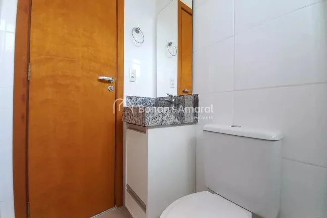 Imagem Esta casa no Swiss Park oferece 247 m² de área construída, combinando conforto, funcionalidade e ...