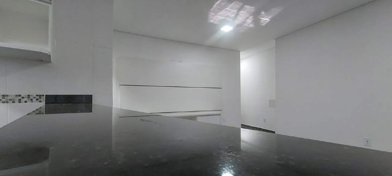 Imagem VISTA PARA A LOGOA+RUA TRANQUILA