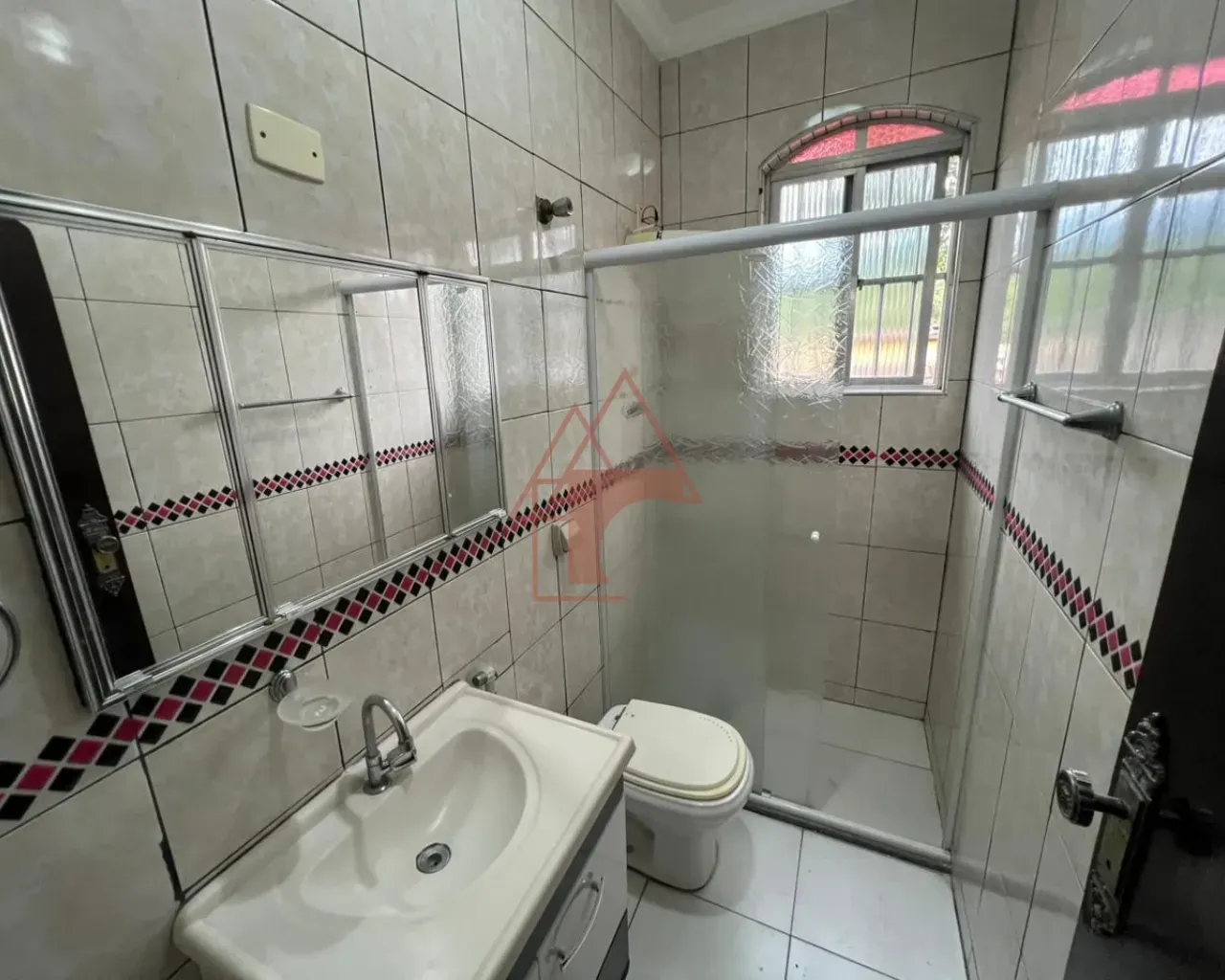Imagem Sobrado com 3 Quartos à Venda, 102 m² em Vila Couto - Cubatão