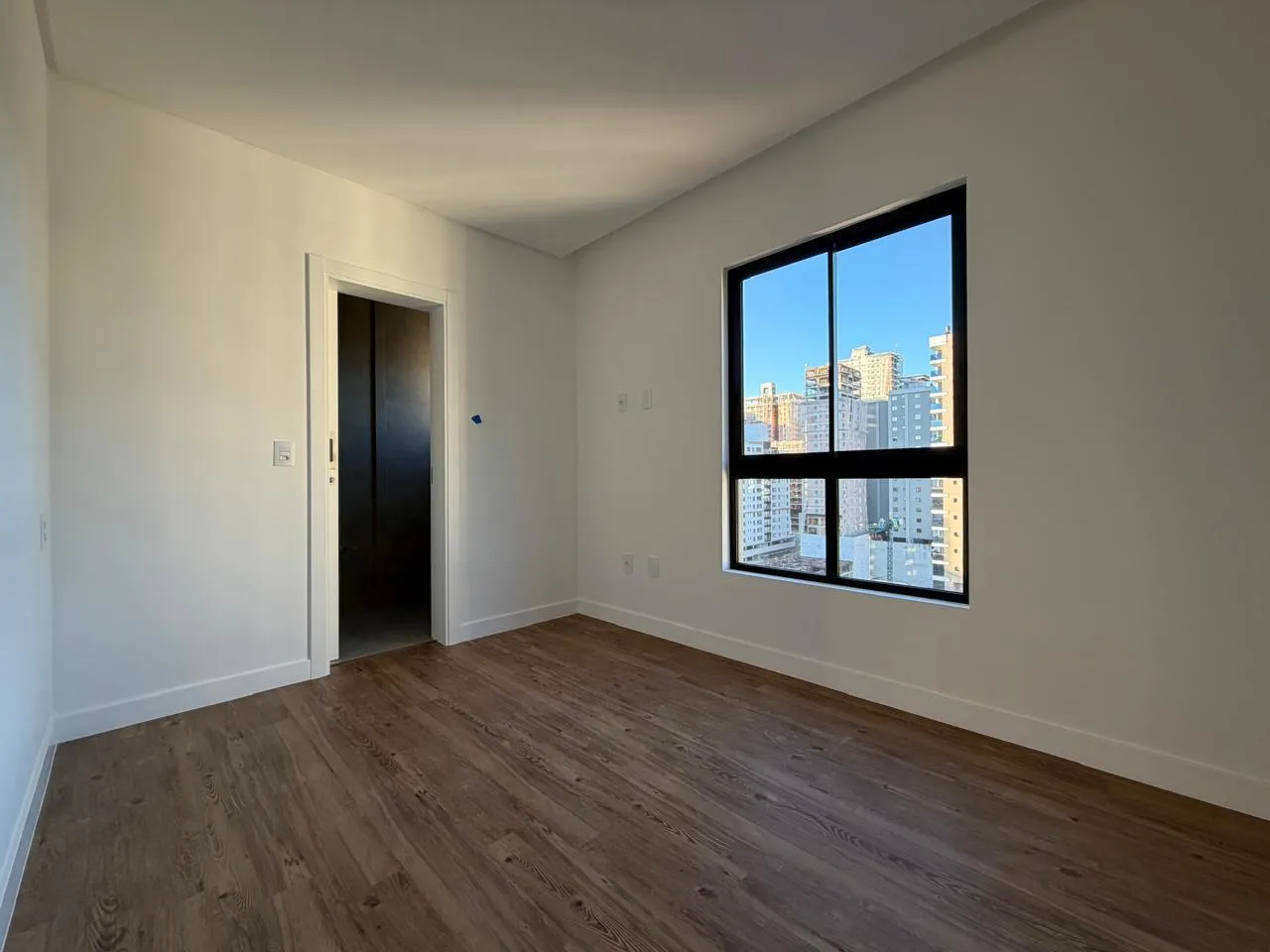 Imagem Apartamento à venda com 127m2 por R$ 1.750.000,00