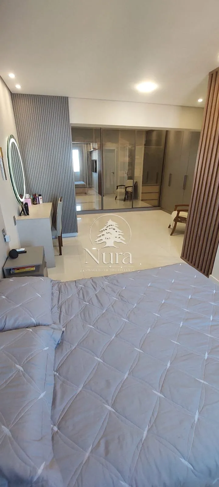 Imagem Apartamento de 2 quartos, 82m² no bairro Marapé, em Santos